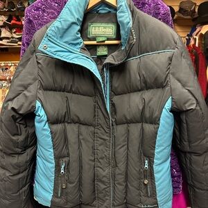 L.L. Bean Women's Black and Teal Puffer Jacket